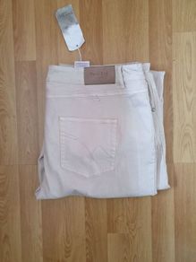 brand new open end jeans size 22 zip fly cream