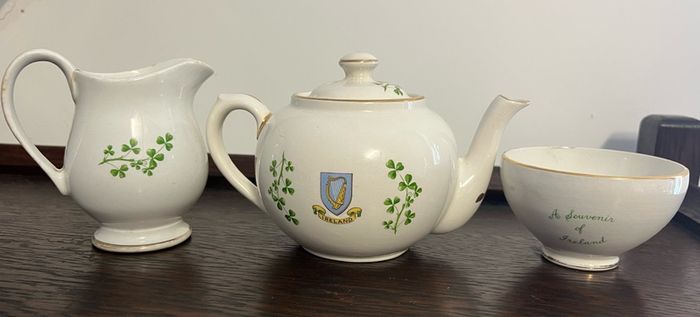 Arklow Pottery Set
