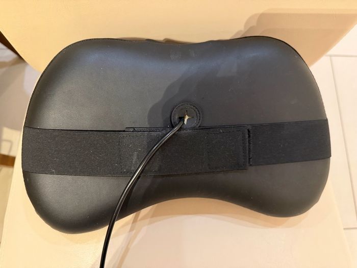 Shiatsu Massage Pillow with Heat (2-button version)