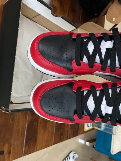 Nike Air Jordan 1