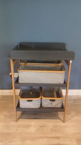 Quax Changing Table & Storage Baskets