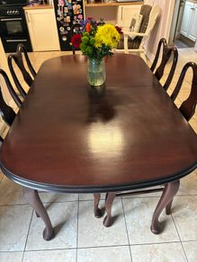 Solid mahogany Dining Table and 5 chairs