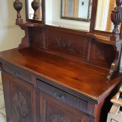 Dresser cabinet