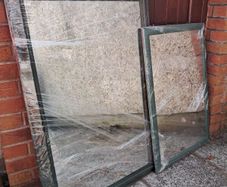 2 Mirrors