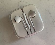 Apple Wired Headphones