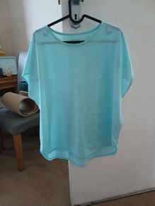 Sports top