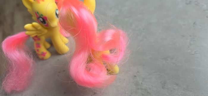 2 X Fluttershy 3 inch Brushable MLP G4 My Little Pony