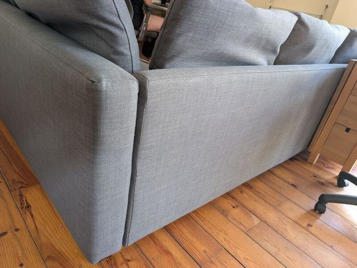 Pull out couch/Sofa bed with storage
