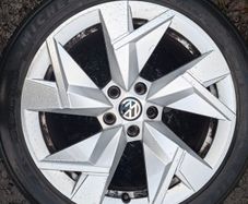18" Vw Alloys with tyres