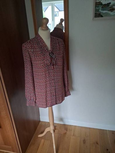 Beautiful Paul Costelloe Bow Neck Blouse 10