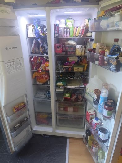 Kenwood American-style fridge freezer
