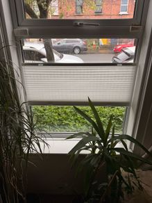 NEW - Pleated blind, white/top-down bottom-up