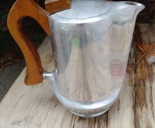 Picquot ware coffee pot, Picquot ware J6