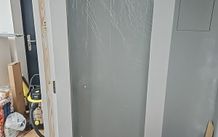 Glazed internal doors prehung