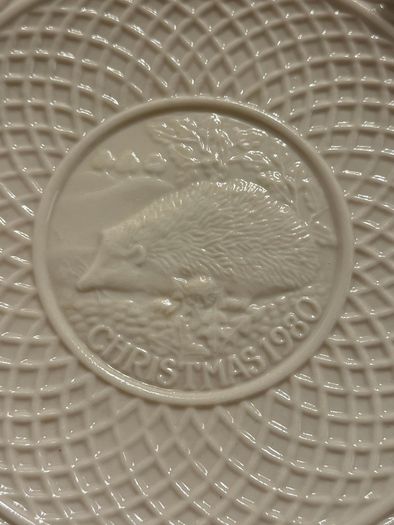Belleek Hedgehog Plate. Limited Edition 1980. Christmas.