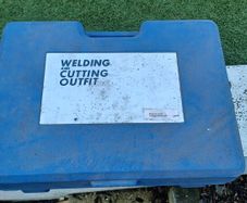 Welding and cutting torch