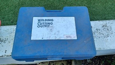 Welding and cutting torch