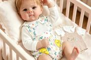Reborn Baby Dolls 20 inch Vinyl Realistic Babies Doll Real Life Baby Dolls,Lifelike Dolls Girls Eyes Open, Includes Accessories and 2 Outfits,Gift for Kids 3+