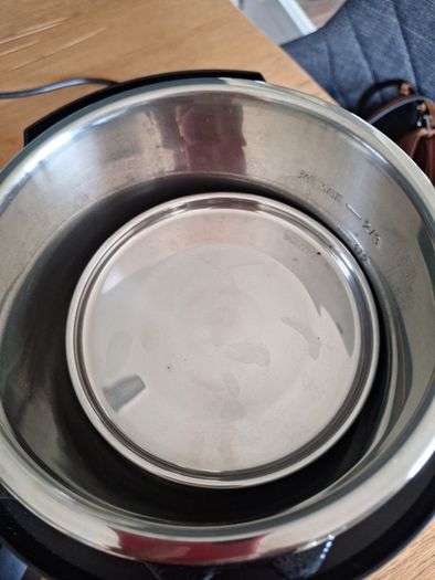 Instant Pot Pressure Cooker