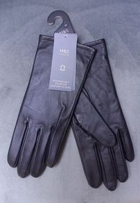 BNWT Black Leather Gloves Size M