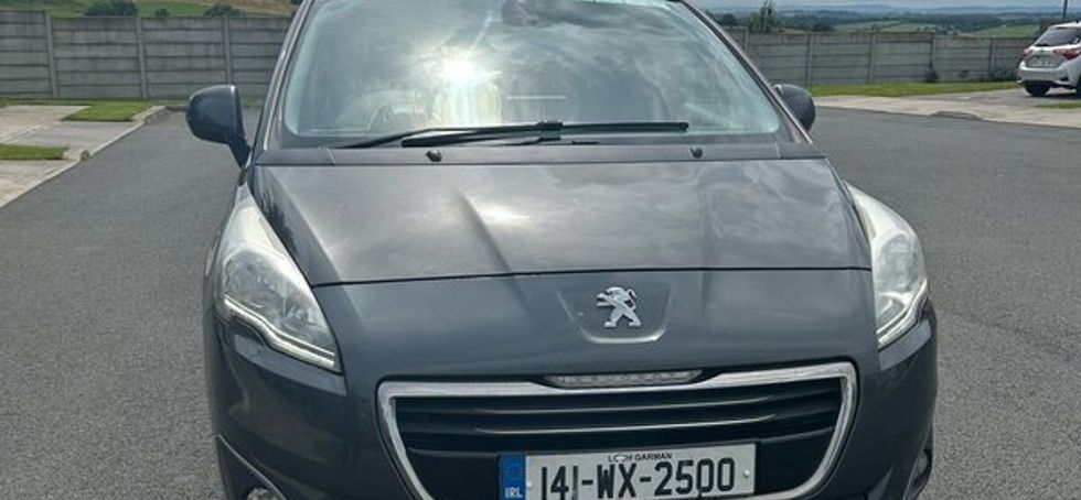 2014 Peugeot 5008 1.6 E-HDI Automatic