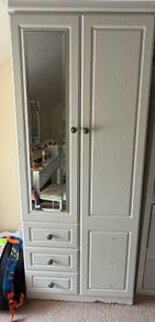 wardrobe