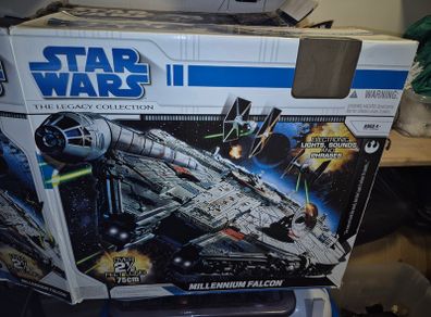 Star Wars Legacy Collection Millennium Falcon