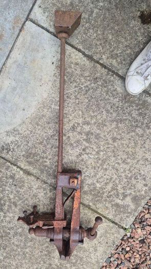 vintage retro classic vice hammer tools garage
