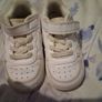 Toddler girls Nike trainers size 5.5UK Image 3