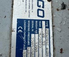 Hydraulic ripper xr32