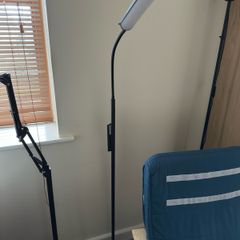 LED Uplighter Floor Lamp Adjust freely, 18W 1800LM Dimmable Floor Standing Lamp with Remote & Touch Control, 1min Installation, Standard Eye Caring Reading Lamps Living Room Modern for Bedroom (Black) [Energy Class A]