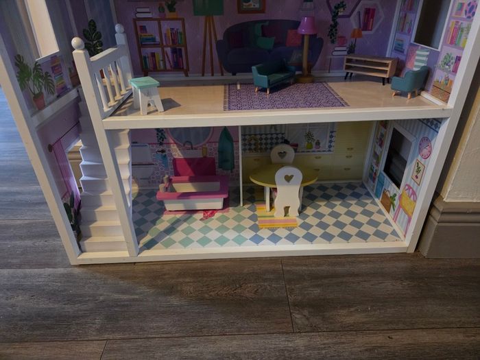 Doll house