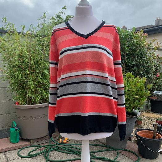 Gerry Weber ladies knit jumper. Size 18