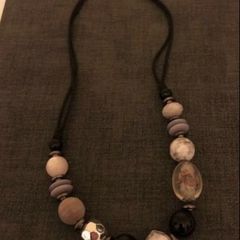 Ladies BNWT necklace