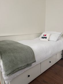 Day Bed