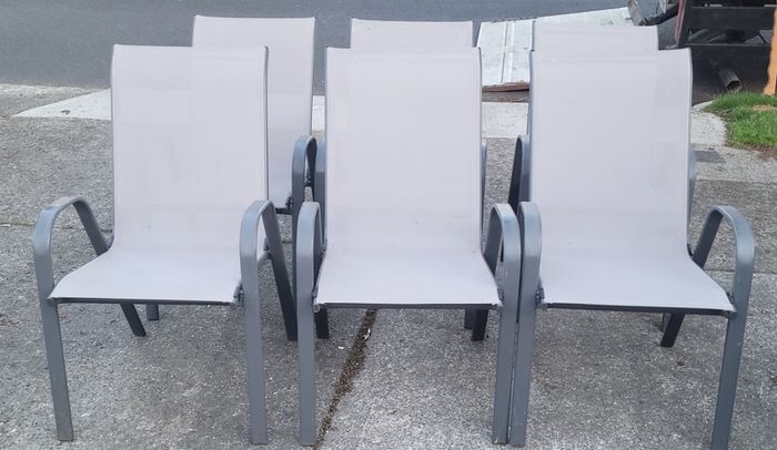 6 x outdoor garden chairs