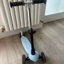 Kids three wheel blue scooter Image 2