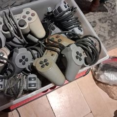 ps1 controllers