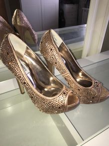 Steve Madden Crystal Court Shoes- Like Ginas!