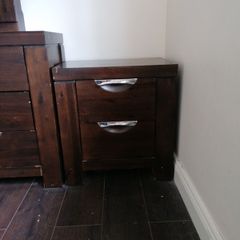 solid wood bedroom furniture