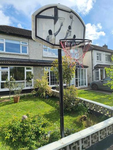 basketball hoop