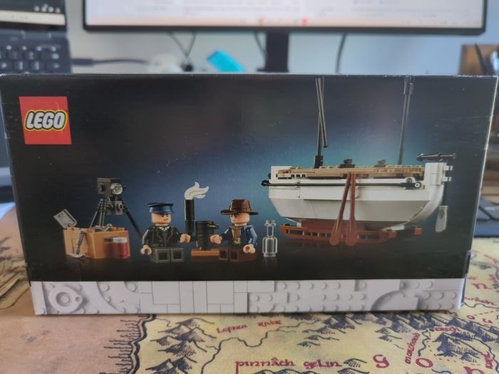 Lego 40729 "Shackleton's Lifeboat"