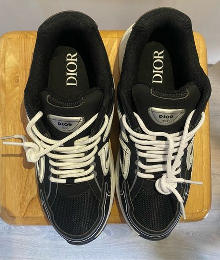 Dior B30 Black & White