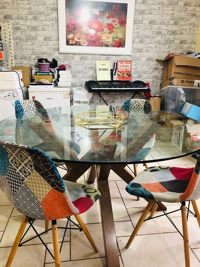 Glass Table & 4 Chairs