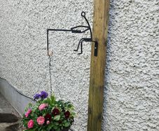 Garden hanging basket
