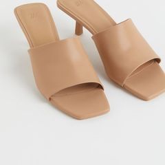 New mules nude
