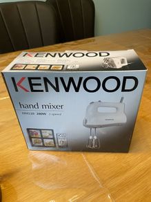 hand mixer and cake baking form