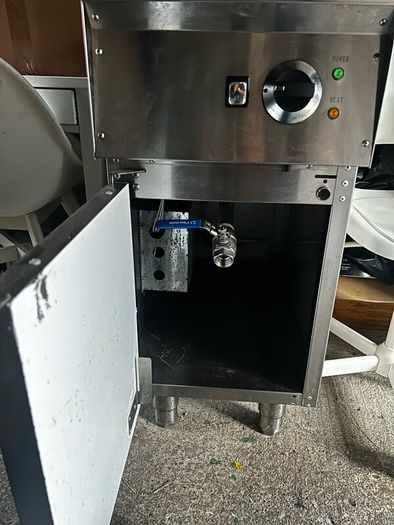 Twin tank commercial fryer electric 2  10L