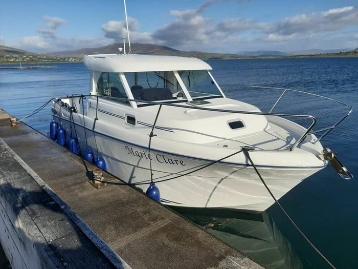 Beneteau Antares 710 Boat