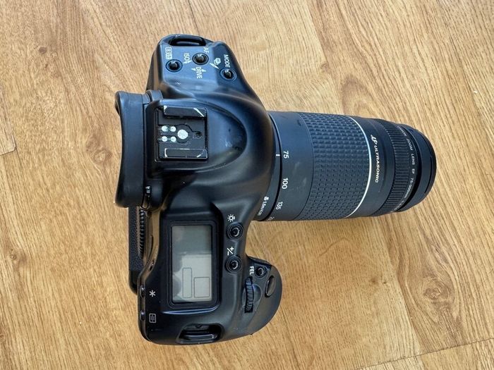Canon EOS 1V 35mm Film Camera - Great Condition.